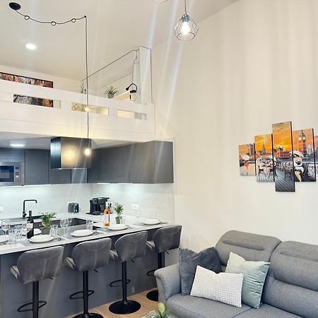 Free Parking - Cozy Apartment Near Vysehrad Railway Bridge Prága Kültér fotó