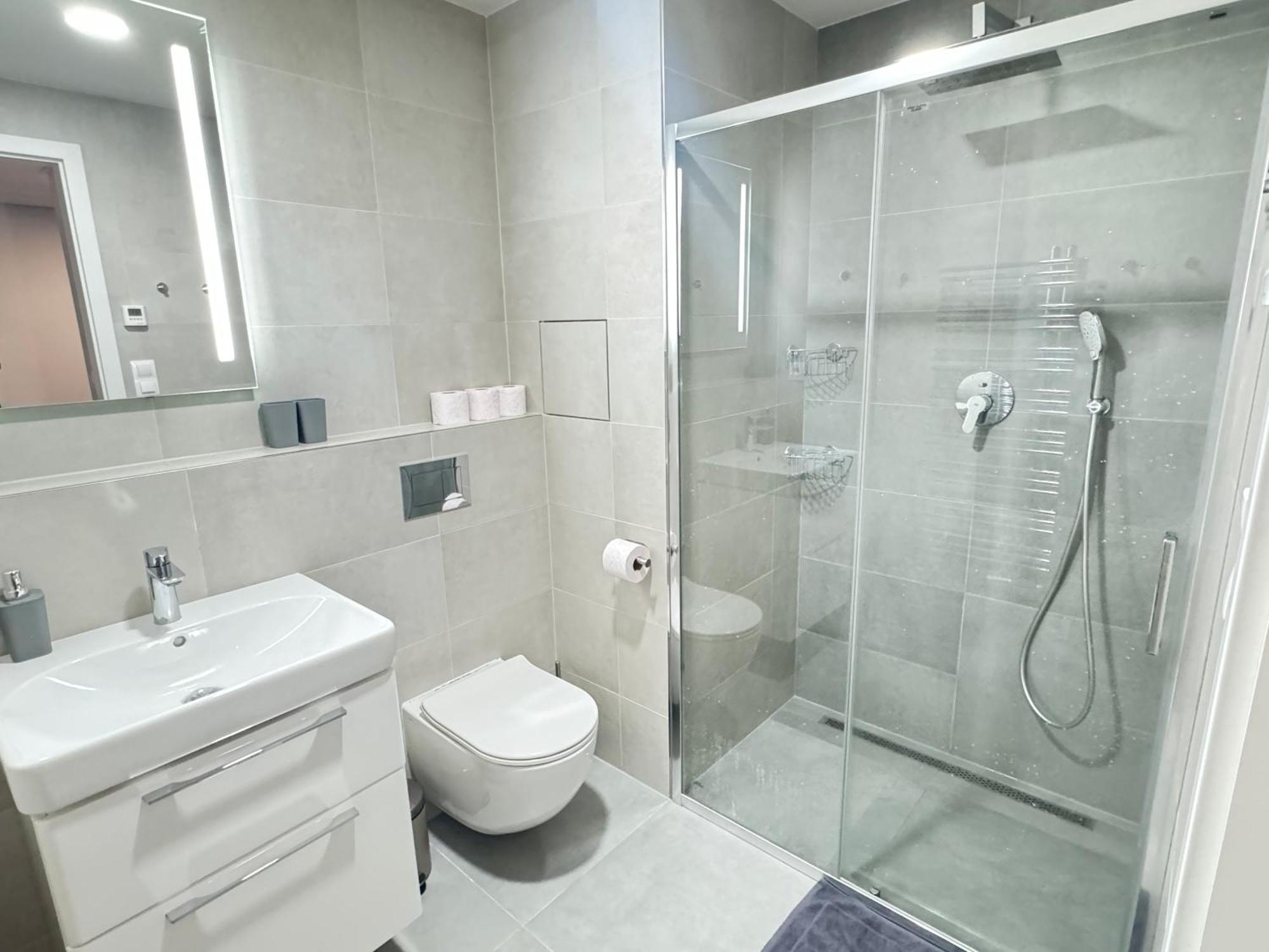 Free Parking - Cozy Apartment Near Vysehrad Railway Bridge Prága Kültér fotó