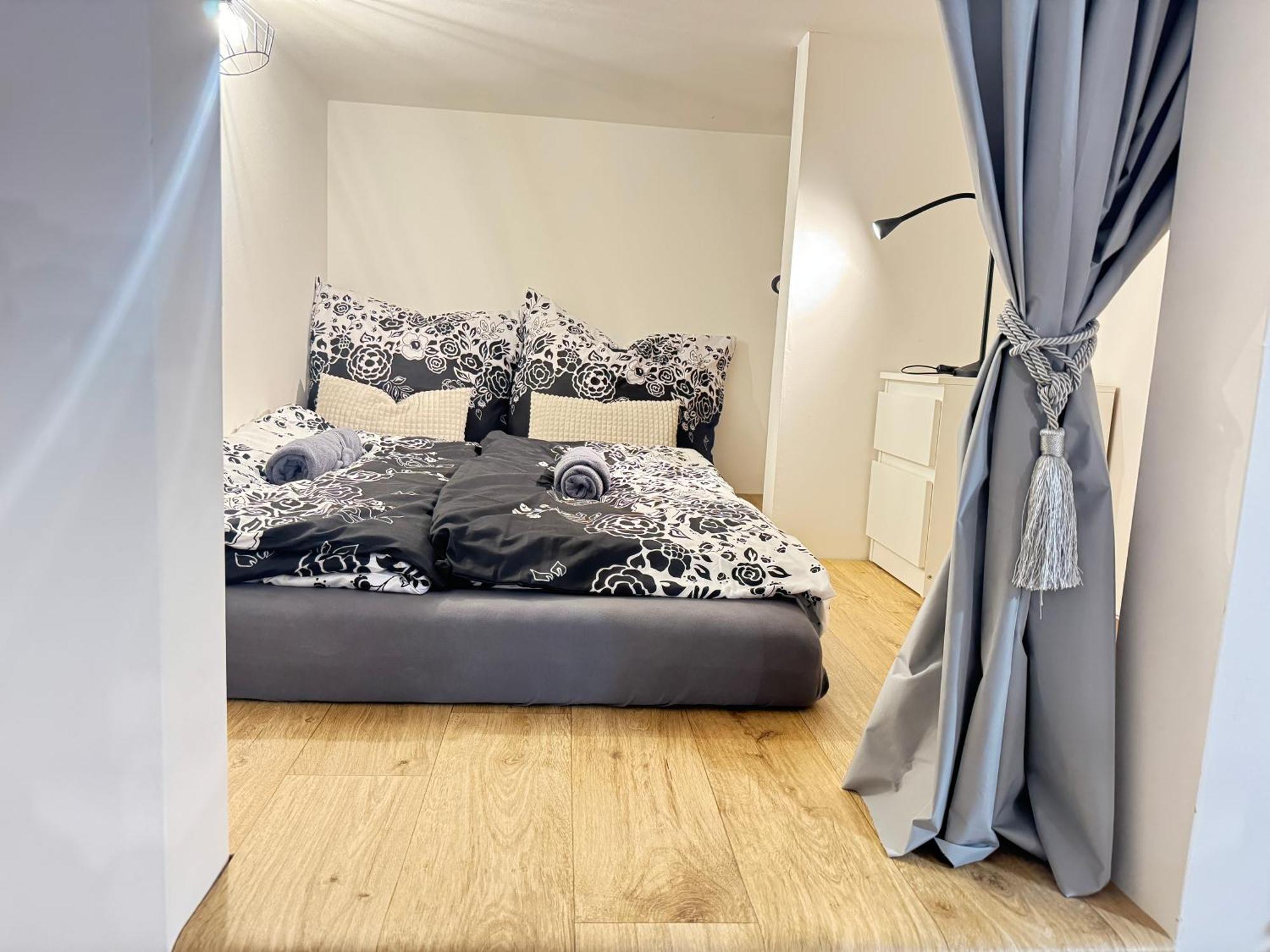 Free Parking - Cozy Apartment Near Vysehrad Railway Bridge Prága Kültér fotó